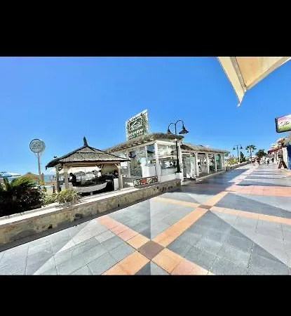 2 Min Andando A La Playa !!!! Piscina! Daire Torremolinos